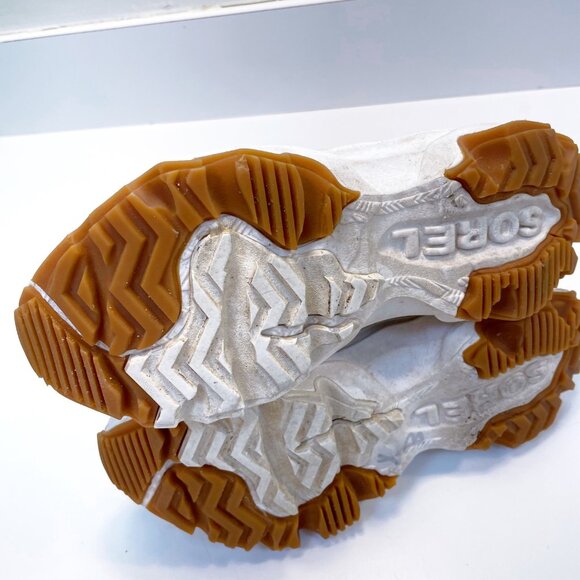 Sorel Women's Kinetic Breakthru Caribou Waterproof Boot, Size 5 - Picture 6 of 7